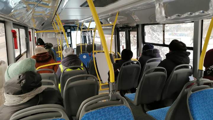 ДТП возле Челябинска: автобус с людьми попал в аварию