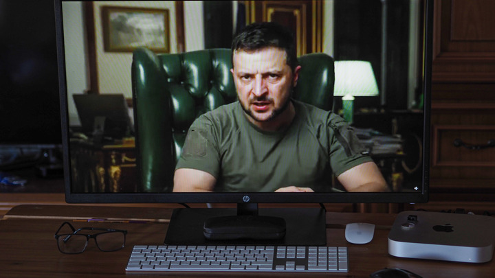 Объявил о гонениях, умолчал о поражениях: Зеленский расписал, как будут искоренять Православие