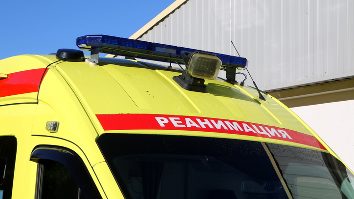 В Башкирии в результате столкновения легковушки и внедорожника погибли три человека