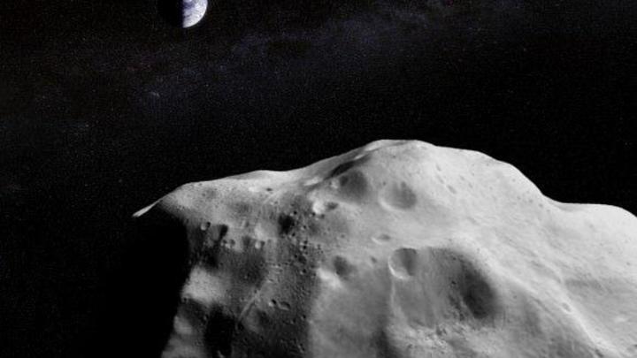 Астероид размером со школьный стадион летит к Земле: NASA сообщило и о двух его друзьях