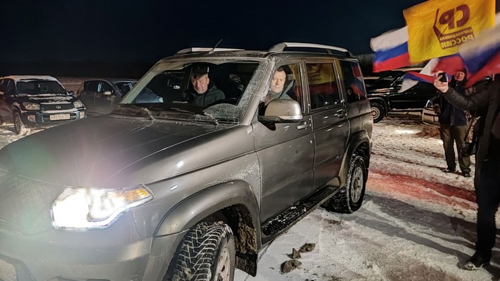 Из Новосибирска в Донбасс поехал очередной УАЗ с гуманитарным грузом