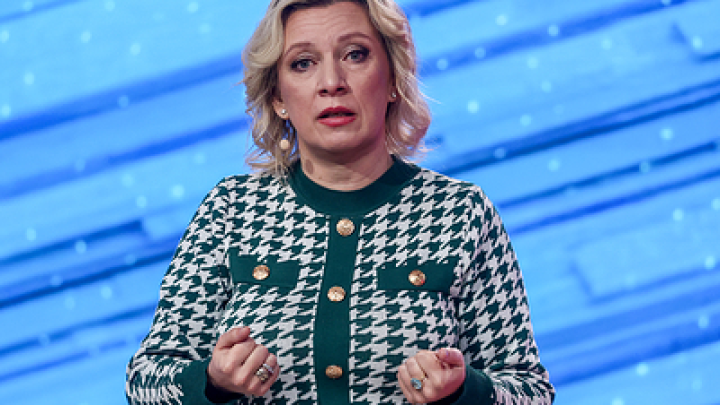 Захарова обратилась к ЕК после ультиматума Вучичу: Так действует мафия