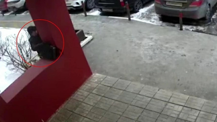 В подмосковном Королеве вор украл два ноутбука, когда хозяйка грузила их в машину