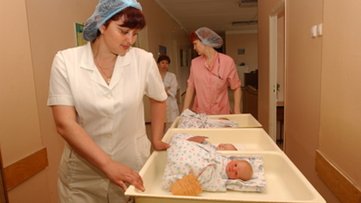 Рожениц из Златоуста будут увозить на роды в соседний город