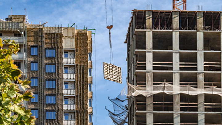 Жильё в России стало недоступнее