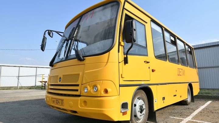 Краснодарский край получит новые машины скорой помощи и школьные автобусы – Мишустин