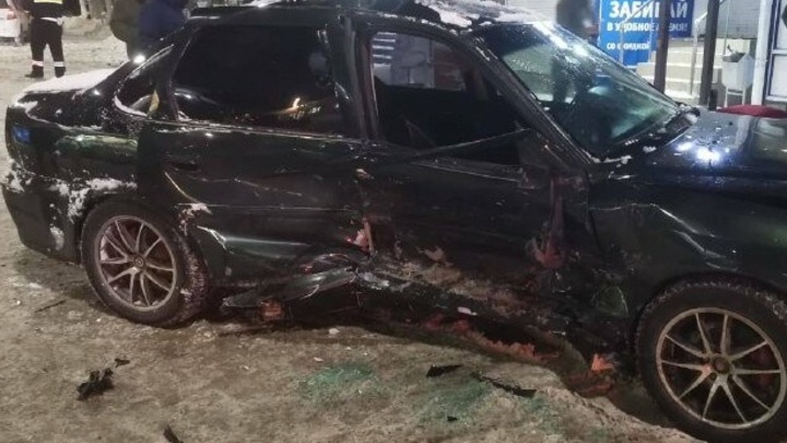 В Ростовской области нетрезвый автомобилист едва не отправил на тот свет двух пассажирок