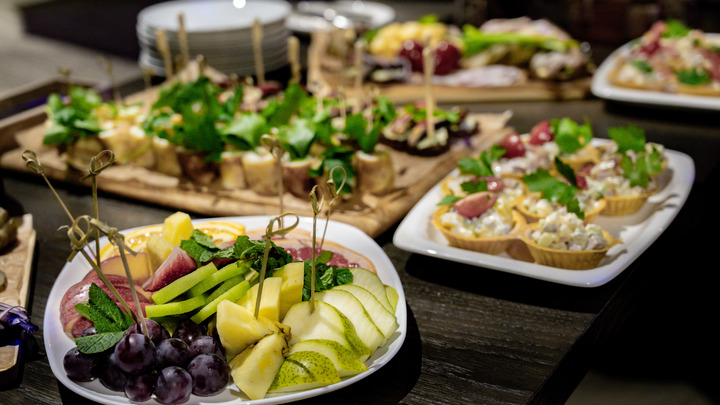 Врач заявил о смертельном новогоднем комбо. Особенно волнуются хирурги в России