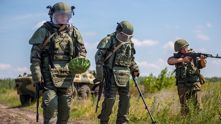 Боевики ВСУ минируют захоронения тел своих товарищей — следователь