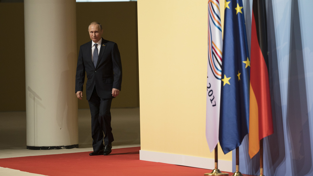 Путин назвал качества, необходимые истинному лидеру Путин назвал качества, необходимые истинному лидеру