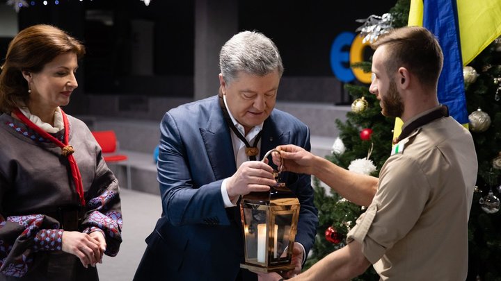 Какая-то магическая сила: Порошенко выступил с новогодним поздравлением для украинцев