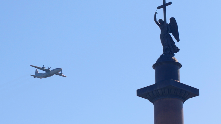 План наступления на США прост. Русский мат в три хода описал Баранец