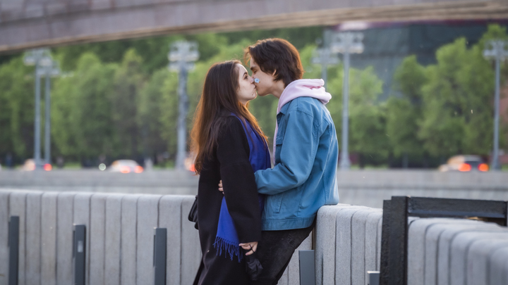 Молодёжь опросили о планах завести семью: Неожиданные итоги объяснила социолог