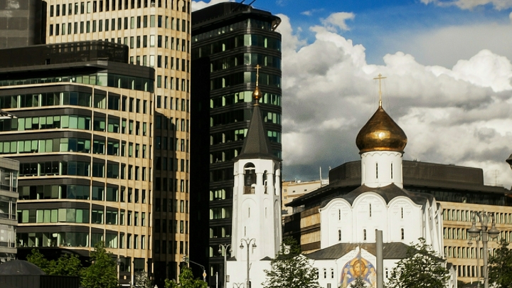 Москвичи хотят увековечить память защитников Донбасса в названии площади у посольства США