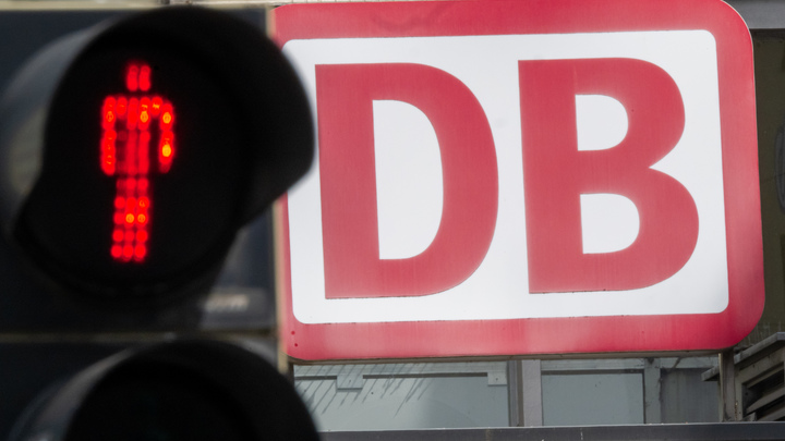 ВС: водителям придется платить за ДТП с нарушающими правила пешеходами