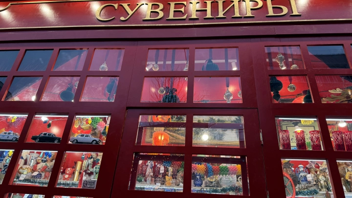 Власти Петербурга задумались о сокращении ларьков и палаток