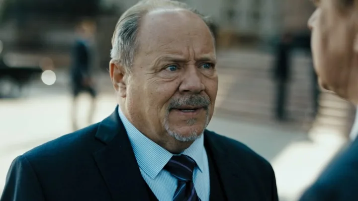 Директор звезды сериала Солдаты Маклакова прокомментировала слухи о катаракте у артиста