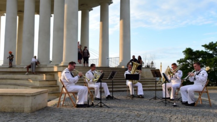 По приказу из Киева в Одессе начались повальные обыски. Что отбирают у одесситов?