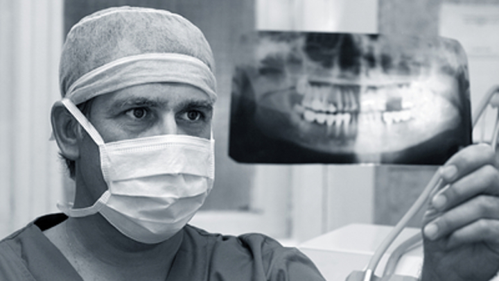 Врач рассказал про резкий отказ от водки. Люди приходят в себя на пятые сутки