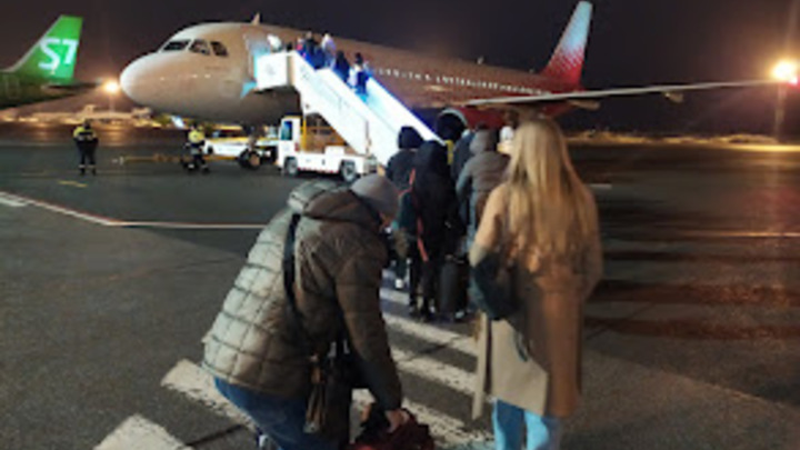 Рейс из Новосибирска в Дубай вылетел с 20-часовой задержкой
