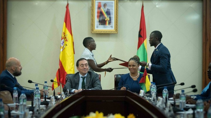 Европе угрожает смертельный удар. Okaz: Опасность несёт пробуждение Африки