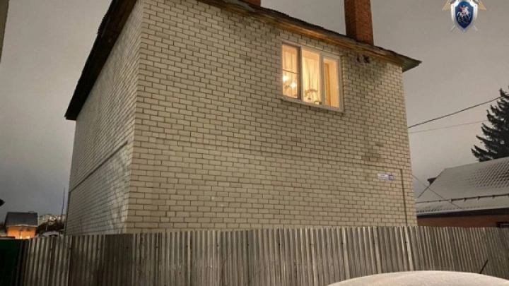 В Курске мужчина и его 15-летний сын найдены мертвыми в своем доме