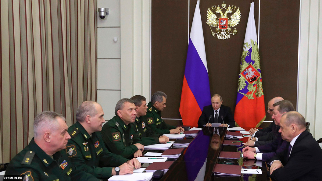 Эксперты решили сэкономить миллиарды рублей на военной пенсии - СМИ Эксперты решили сэкономить миллиарды рублей на военной пенсии - СМИ