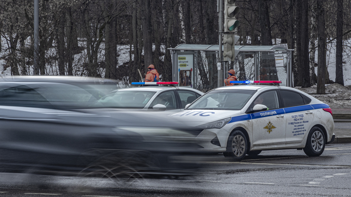 На Кубани сотрудники полиции устроили погоню за пьяным мотоциклистом без прав
