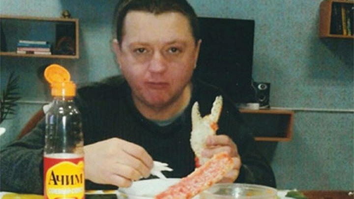 На Мерседесе в  жилой дом: жена криминального авторитета Цапка пыталась уладить пьяное ДТП дочери. Что-то пошло не так