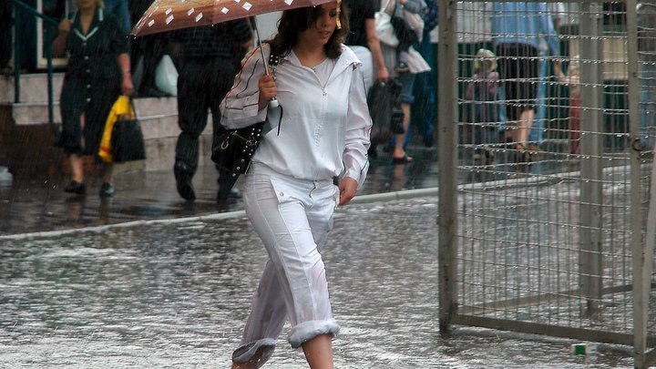 МЧС предупреждает о ливнях, граде, смерча и подъемах рек: на Кубань надвигается стихия