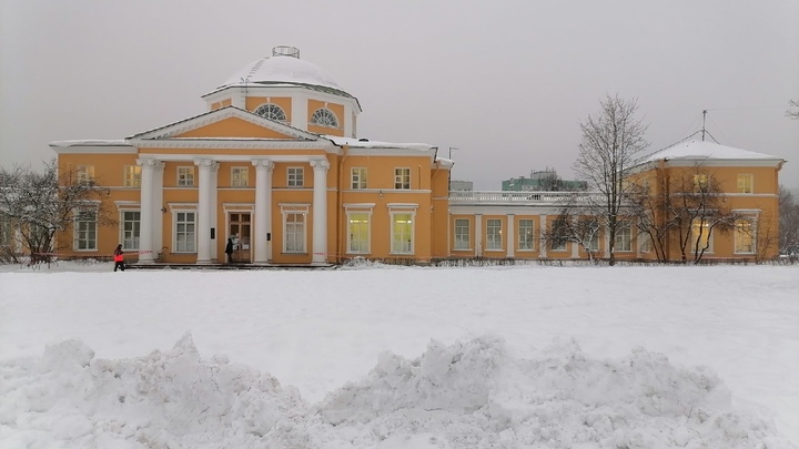 Остаёмся зимовать в Петербурге: город на Неве попал в топ мест, где русские хотят переждать холода