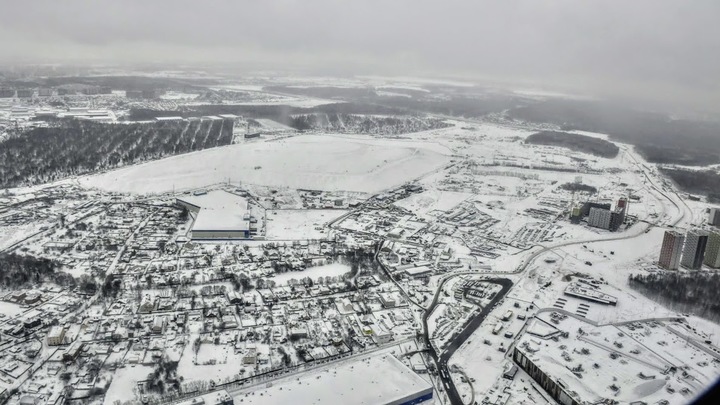 Столкнулись 133 машины: Снег в США стал стихийным бедствием, погибли люди