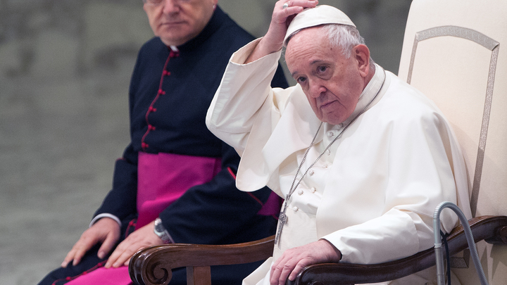 Модернизация богословия: Социолог религии объяснил оправдание папой однополых отношений