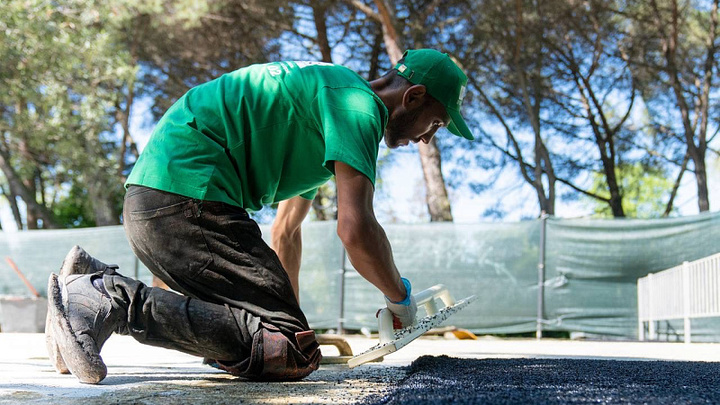 Обновление Комсомольского сквера в Сочи закончат к 1 июня
