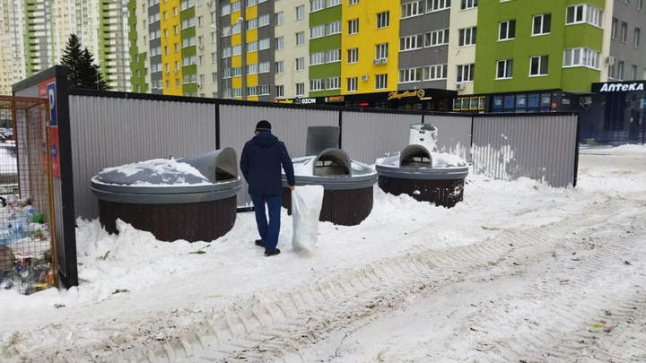 Прокуратура приняла меры после жалоб самарцев на переполненные мусорные баки