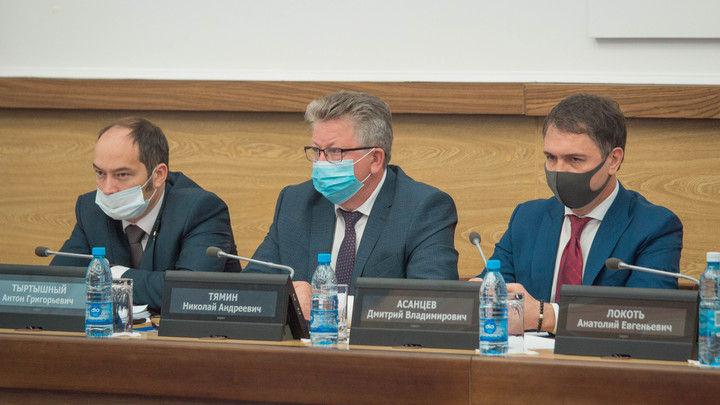 Горсовет Новосибирска отклонил поправки об отзыве мэра
