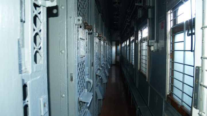 Вину не признал: жителя Камчатки осудили за интим с девочками 10 и 4 лет