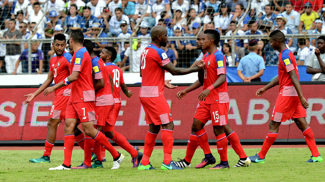 Сборная мали по футболу. Сборная панамы. Футболисты коста рики. Osualdo henriques football. Панама футболисты.