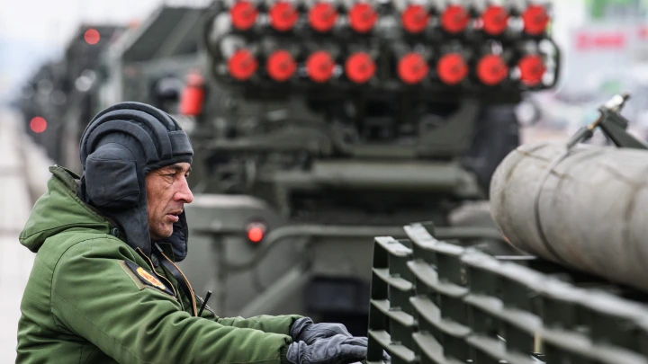 SWIFT на разрыв: как США и ЕС перетягивают Украину в разные стороны