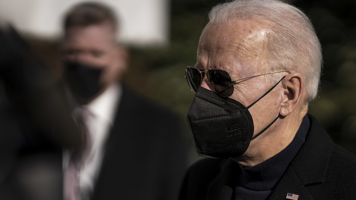 Британский журналист раскрыл главный страх Байдена: Ответ в одном слове