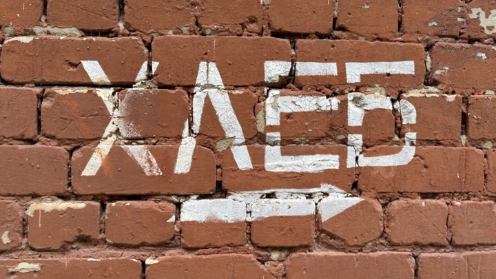 Каждому десятому украинцу не хватает денег даже на еду - опрос