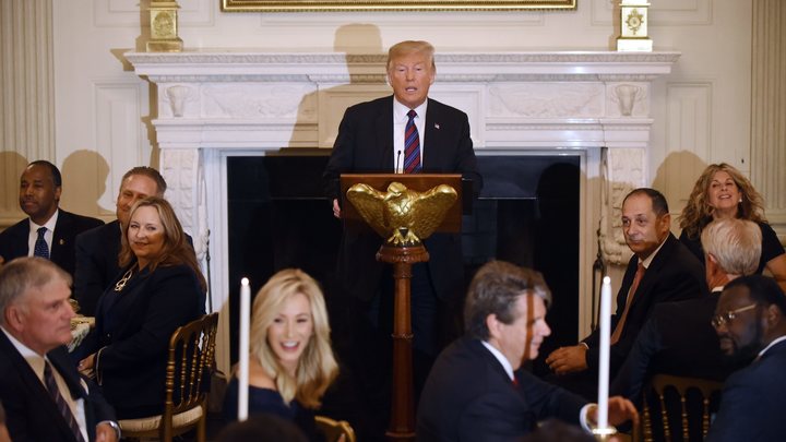 Большинство американцев не хотят импичмента Трампа