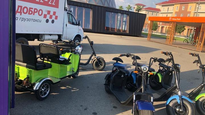 Житель Сочи незаконно оказывал услуги проката электробайков