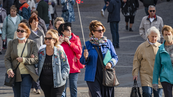 Новые маршруты для Доброго автобуса: куда отправиться москвичам старшего поколения