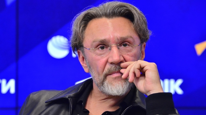 Лидер группы «Ленинград» Сергей Шнуров задолжал налоговой более 4,5 миллиона рублей
