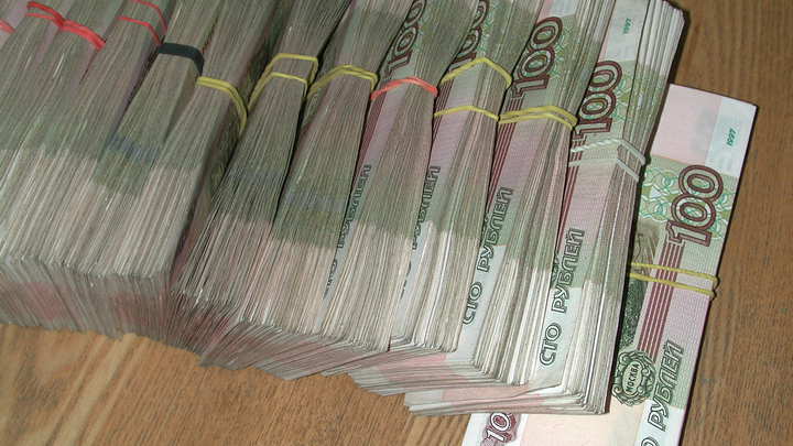 В России поставили банковский рекорд. Аналитики гадают о причине 8 трлн рублей на счетах граждан