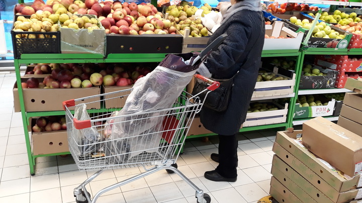 В магазин не только за покупками: Центробанк намерен дополнить кассы новой функцией