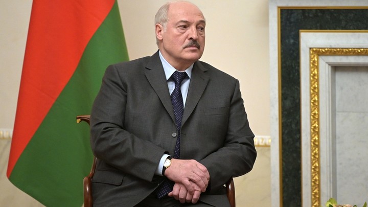 Лукашенко пригласил сотрудников СБУ в Белоруссию