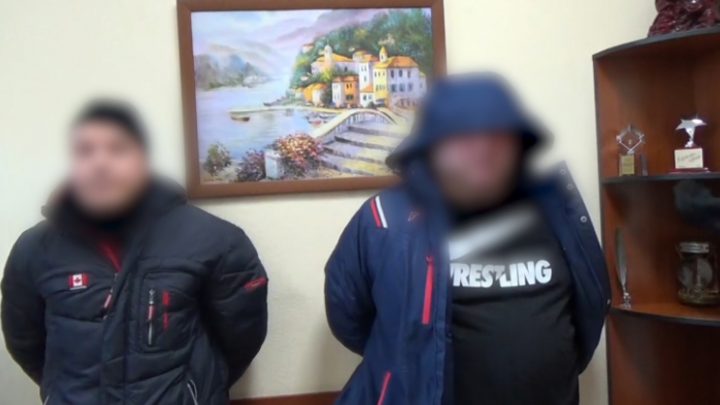 Вымогателей денег у директора управляющей компании судят в Кузбассе