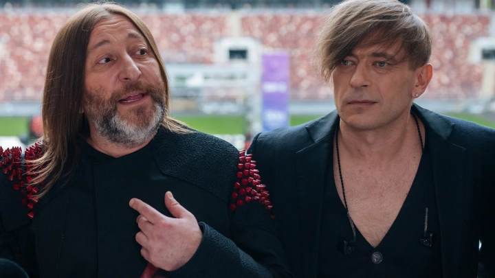 Би-2 за границей: пустые залы, уличные концерты и низкие доходы